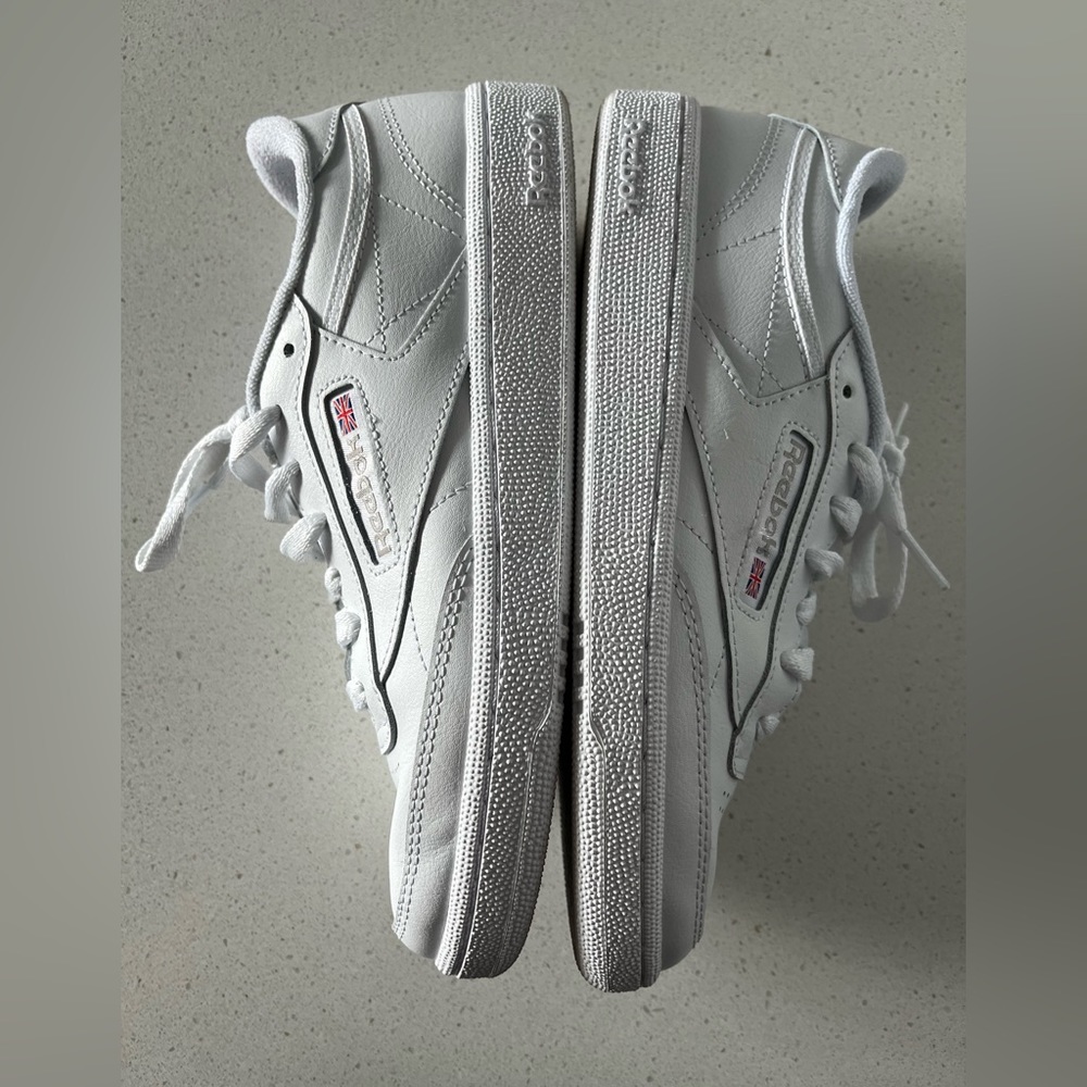 NWOT Women’s C85 Reebok Club Size 8